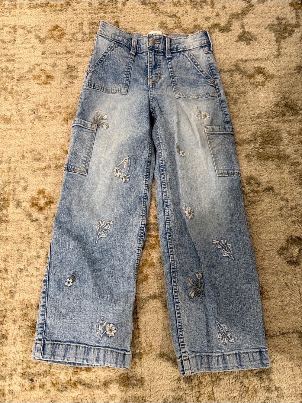 Abercrombie Kids Embroidered Floral Cargo Style High Rise Wide Leg Jeans